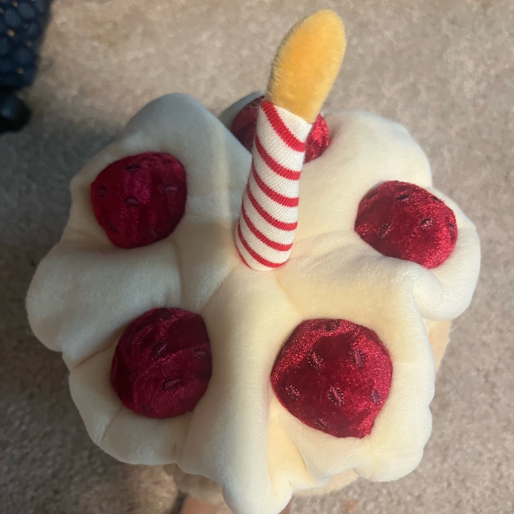 Jellycat Cake New with Tags - Picture 3 of 13